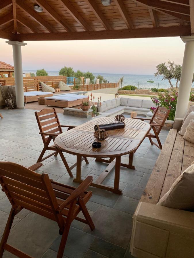 Villa Del Nonno Лардос Экстерьер фото